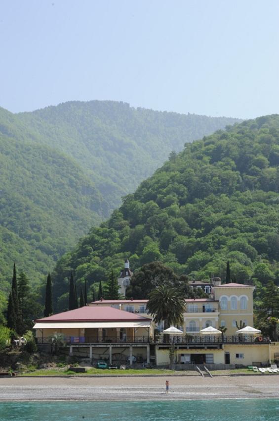 Hotel Lazurniy Bereg Gagra Exterior foto